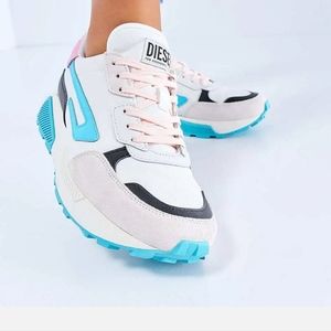 Diesel S TYCHE LL W 24108 women's Sneakers 5.5